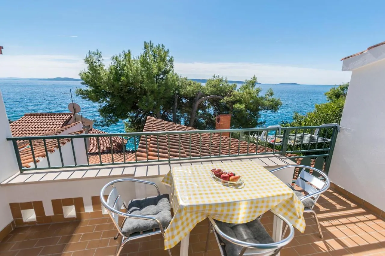 Villa Bok Apartments contacts