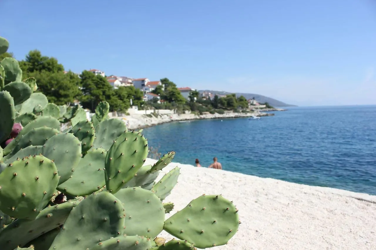 Villa Bok Apartments Trogir